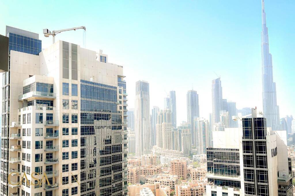 Lovely Big Studio W/ Burj Khalifa View In Downtown Dubai Exteriör bild